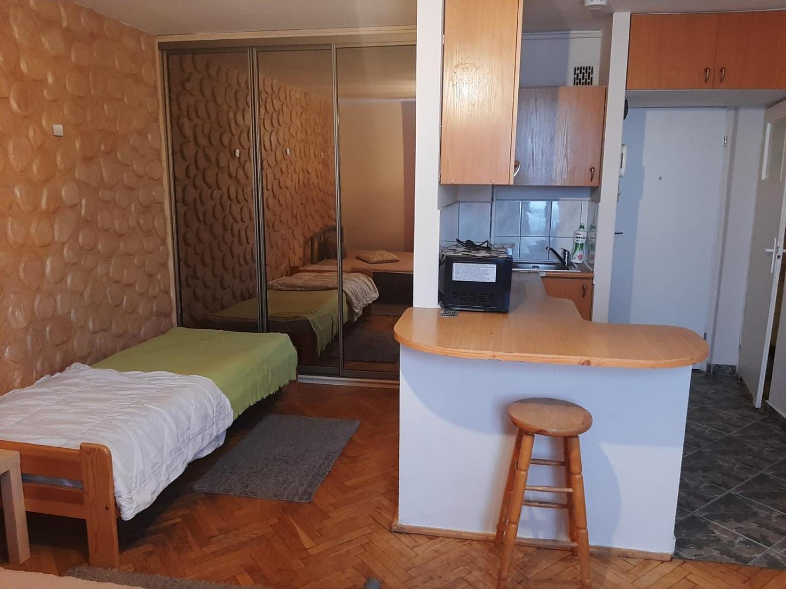 Zlota Center Apartament Варшава Екстериор снимка