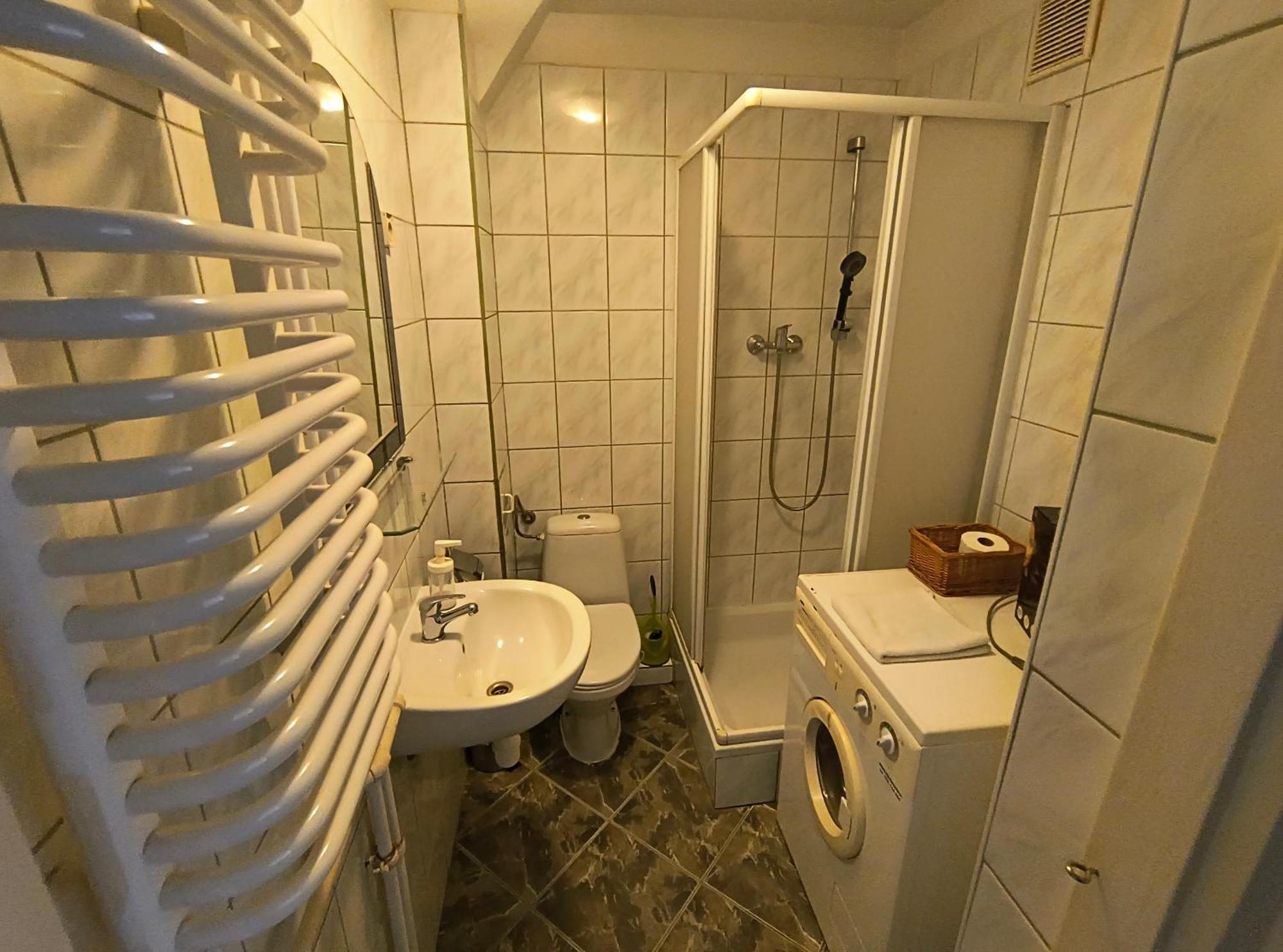 Zlota Center Apartament Варшава Екстериор снимка